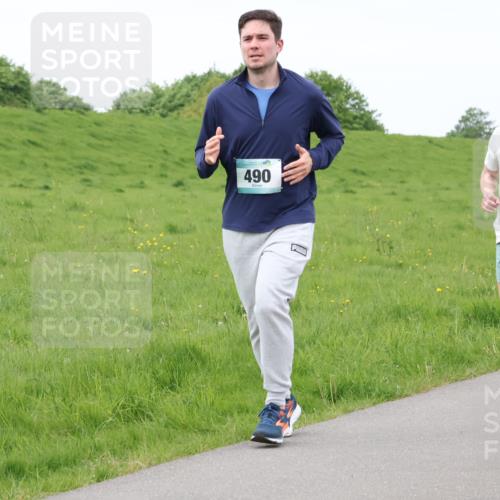 04.05.2025 - 8. Wedeler Halbmarathon Lena Gebhardt http://msf.ph/oto/7837401 04.05.2025 11:34:19 Laufen 490 meine-sportfotos.de