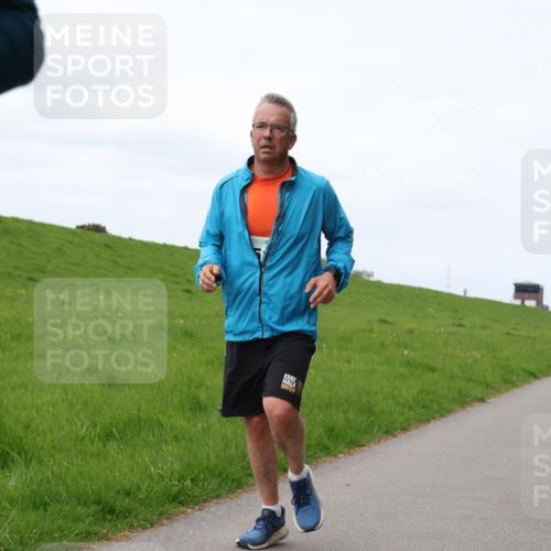 04.05.2025 - 8. Wedeler Halbmarathon Yannick Fuchs http://msf.ph/oto/7837404 04.05.2025 11:46:11 Laufen  meine-sportfotos.de