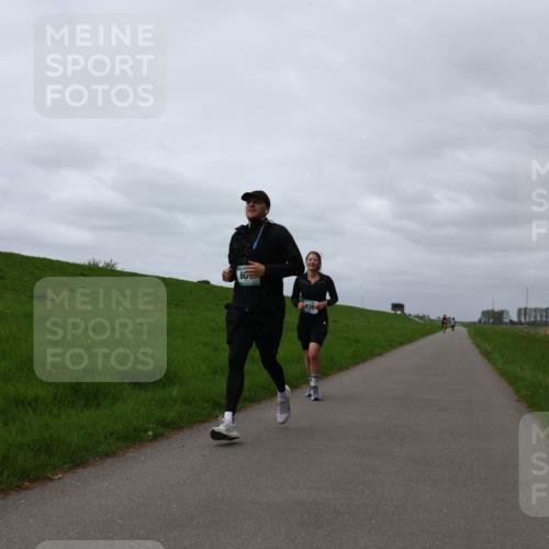 04.05.2025 - 8. Wedeler Halbmarathon Yannick Fuchs http://msf.ph/oto/7837406 04.05.2025 12:00:39 Laufen 60, 439 meine-sportfotos.de