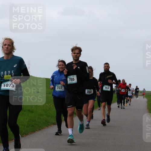 04.05.2025 - 8. Wedeler Halbmarathon Yannick Fuchs http://msf.ph/oto/7837432 04.05.2025 11:24:44 Laufen 2025, 1073, 737, 755, 202, 753, 1146 meine-sportfotos.de