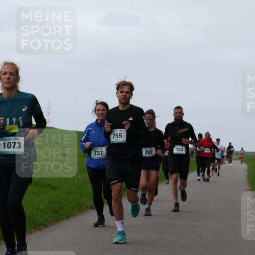 04.05.2025 - 8. Wedeler Halbmarathon Yannick Fuchs http://msf.ph/oto/7837434 04.05.2025 11:24:44 Laufen 025, 1073, 737, 755, 753, 202 meine-sportfotos.de
