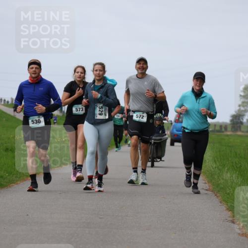 04.05.2025 - 8. Wedeler Halbmarathon Yannick Fuchs http://msf.ph/oto/7837457 04.05.2025 11:46:16 Laufen 530, 573, 529, 572 meine-sportfotos.de