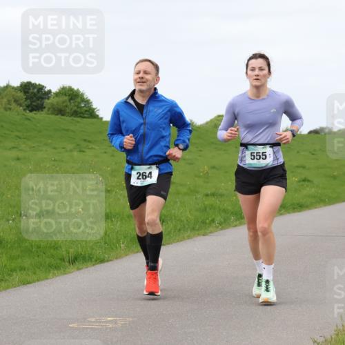 04.05.2025 - 8. Wedeler Halbmarathon Lena Gebhardt http://msf.ph/oto/7837495 04.05.2025 11:34:29 Laufen 815, 264, 540, 555, 471, 437 meine-sportfotos.de