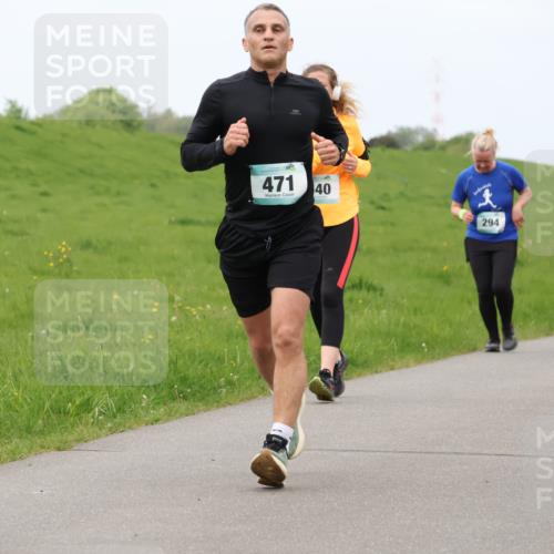 04.05.2025 - 8. Wedeler Halbmarathon Lena Gebhardt http://msf.ph/oto/7837497 04.05.2025 11:34:33 Laufen 471, 40, 437, 294, 34, 912 meine-sportfotos.de