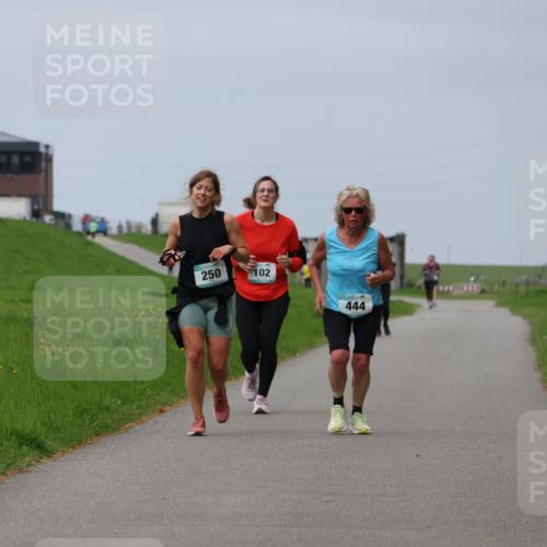 04.05.2025 - 8. Wedeler Halbmarathon Yannick Fuchs http://msf.ph/oto/7837500 04.05.2025 12:00:53 Laufen 250, 102, 444 meine-sportfotos.de