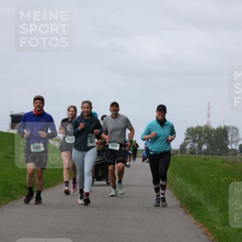 04.05.2025 - 8. Wedeler Halbmarathon Yannick Fuchs http://msf.ph/oto/7837505 04.05.2025 11:46:19 Laufen 573, 530, 529, 572 meine-sportfotos.de