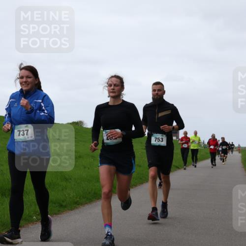 04.05.2025 - 8. Wedeler Halbmarathon Yannick Fuchs http://msf.ph/oto/7837530 04.05.2025 11:24:48 Laufen 737, 136, 753 meine-sportfotos.de