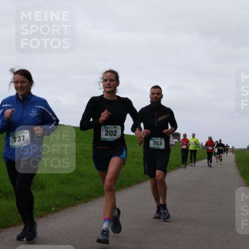 04.05.2025 - 8. Wedeler Halbmarathon Yannick Fuchs http://msf.ph/oto/7837550 04.05.2025 11:24:48 Laufen 737, 202, 753 meine-sportfotos.de
