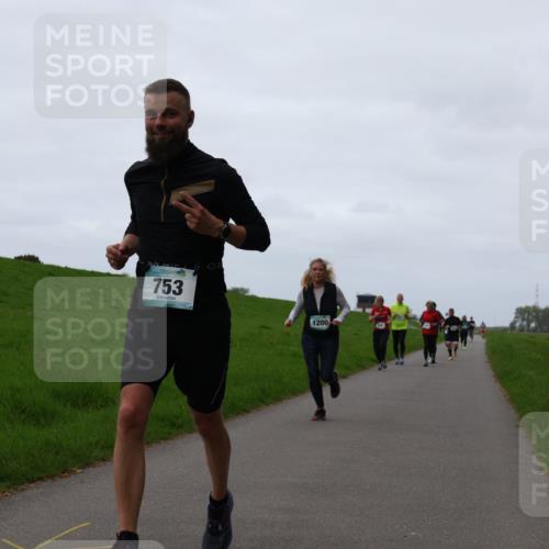 04.05.2025 - 8. Wedeler Halbmarathon Yannick Fuchs http://msf.ph/oto/7837585 04.05.2025 11:24:49 Laufen 753, 1200 meine-sportfotos.de
