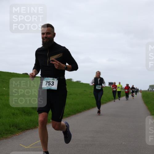 04.05.2025 - 8. Wedeler Halbmarathon Yannick Fuchs http://msf.ph/oto/7837594 04.05.2025 11:24:50 Laufen 753, 1200 meine-sportfotos.de