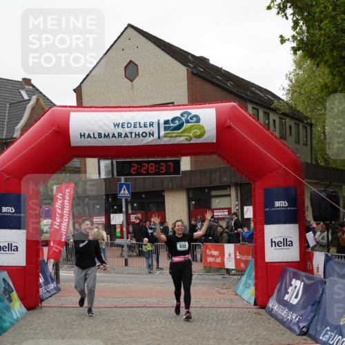 04.05.2025 - 8. Wedeler Halbmarathon Felixshl http://msf.ph/oto/7837606 04.05.2025 12:28:35 Ziel 532 meine-sportfotos.de