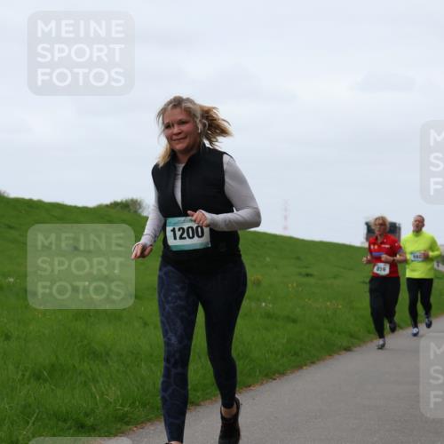 04.05.2025 - 8. Wedeler Halbmarathon Yannick Fuchs http://msf.ph/oto/7837620 04.05.2025 11:24:51 Laufen 1200, 859, 592, 146 meine-sportfotos.de