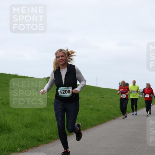 04.05.2025 - 8. Wedeler Halbmarathon Yannick Fuchs http://msf.ph/oto/7837627 04.05.2025 11:24:51 Laufen 1200, 859 meine-sportfotos.de
