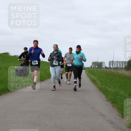 04.05.2025 - 8. Wedeler Halbmarathon Yannick Fuchs http://msf.ph/oto/7837651 04.05.2025 11:46:22 Laufen 530, 572 meine-sportfotos.de
