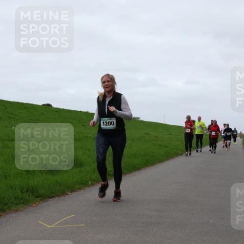 04.05.2025 - 8. Wedeler Halbmarathon Yannick Fuchs http://msf.ph/oto/7837655 04.05.2025 11:24:51 Laufen 1200 meine-sportfotos.de