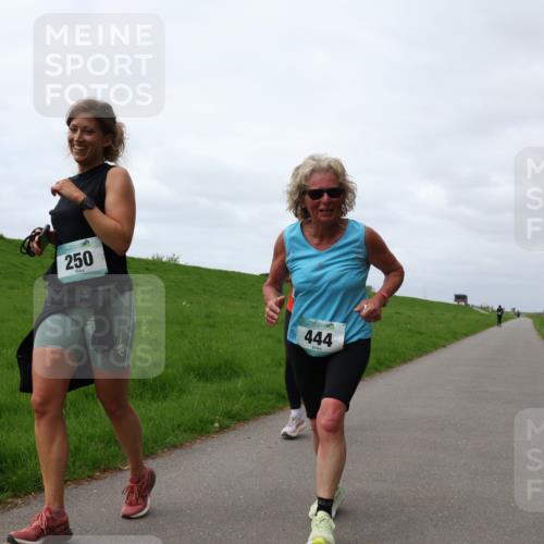 04.05.2025 - 8. Wedeler Halbmarathon Yannick Fuchs http://msf.ph/oto/7837671 04.05.2025 12:01:05 Laufen 250, 444 meine-sportfotos.de