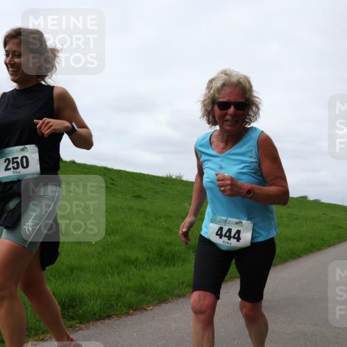 04.05.2025 - 8. Wedeler Halbmarathon Yannick Fuchs http://msf.ph/oto/7837697 04.05.2025 12:01:06 Laufen 250, 444 meine-sportfotos.de