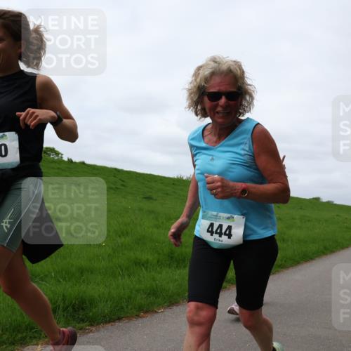 04.05.2025 - 8. Wedeler Halbmarathon Yannick Fuchs http://msf.ph/oto/7837702 04.05.2025 12:01:06 Laufen 8, 6, 250, 444 meine-sportfotos.de