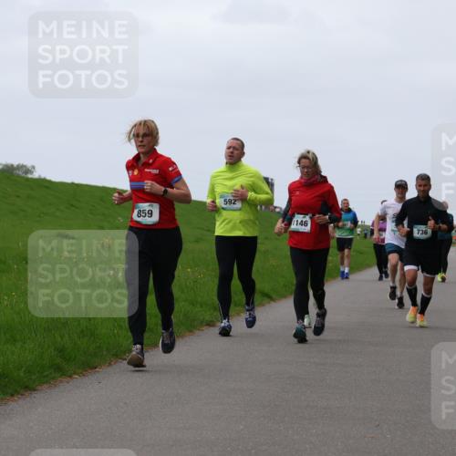 04.05.2025 - 8. Wedeler Halbmarathon Yannick Fuchs http://msf.ph/oto/7837712 04.05.2025 11:24:54 Laufen 859, 592, 1146, 736 meine-sportfotos.de