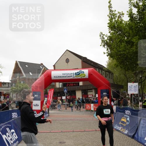 04.05.2025 - 8. Wedeler Halbmarathon Felixshl http://msf.ph/oto/7837713 04.05.2025 12:28:38 Ziel 532 meine-sportfotos.de