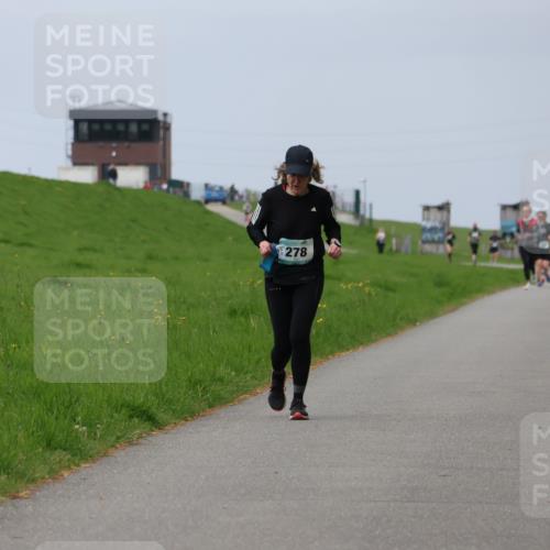 04.05.2025 - 8. Wedeler Halbmarathon Yannick Fuchs http://msf.ph/oto/7837714 04.05.2025 12:01:13 Laufen 278 meine-sportfotos.de