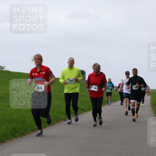04.05.2025 - 8. Wedeler Halbmarathon Yannick Fuchs http://msf.ph/oto/7837720 04.05.2025 11:24:54 Laufen 859, 592, 736, 1146 meine-sportfotos.de