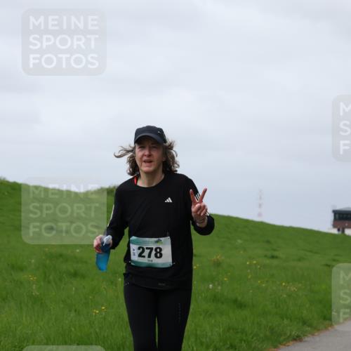 04.05.2025 - 8. Wedeler Halbmarathon Yannick Fuchs http://msf.ph/oto/7837763 04.05.2025 12:01:22 Laufen 278 meine-sportfotos.de