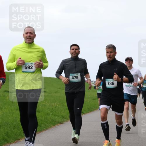 04.05.2025 - 8. Wedeler Halbmarathon Yannick Fuchs http://msf.ph/oto/7837785 04.05.2025 11:24:57 Laufen 46, 592, 475, 881, 736, 769 meine-sportfotos.de