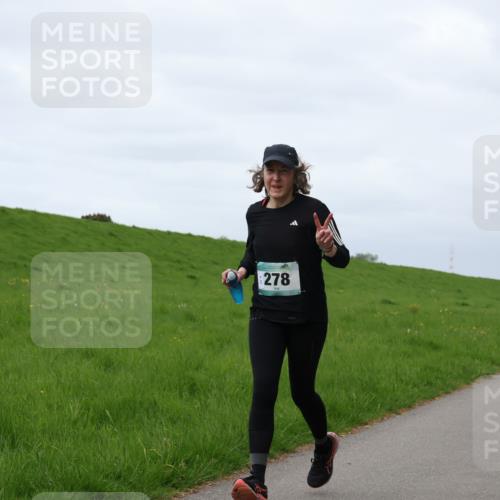 04.05.2025 - 8. Wedeler Halbmarathon Yannick Fuchs http://msf.ph/oto/7837801 04.05.2025 12:01:22 Laufen 278 meine-sportfotos.de