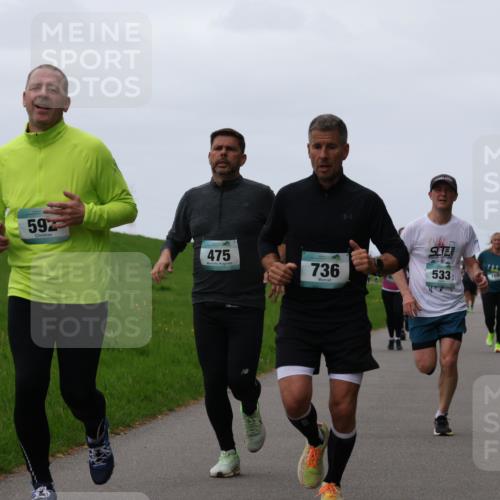 04.05.2025 - 8. Wedeler Halbmarathon Yannick Fuchs http://msf.ph/oto/7837816 04.05.2025 11:24:57 Laufen 592, 475, 736, 20, 1125, 533, 769 meine-sportfotos.de