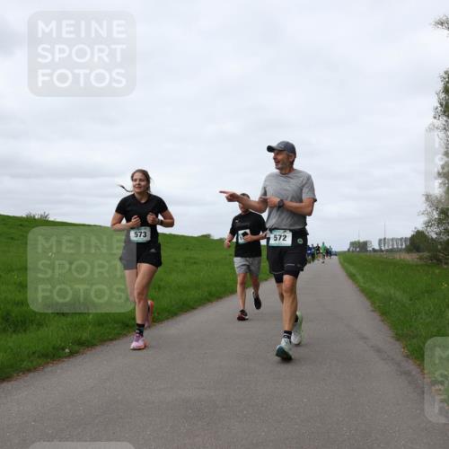 04.05.2025 - 8. Wedeler Halbmarathon Yannick Fuchs http://msf.ph/oto/7837818 04.05.2025 11:46:27 Laufen 573, 572 meine-sportfotos.de
