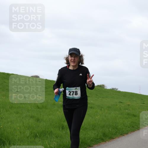 04.05.2025 - 8. Wedeler Halbmarathon Yannick Fuchs http://msf.ph/oto/7837827 04.05.2025 12:01:22 Laufen 278 meine-sportfotos.de