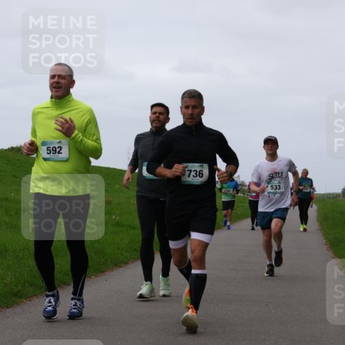 04.05.2025 - 8. Wedeler Halbmarathon Yannick Fuchs http://msf.ph/oto/7837830 04.05.2025 11:24:58 Laufen 30, 6, 592, 736, 881, 533, 7129 meine-sportfotos.de