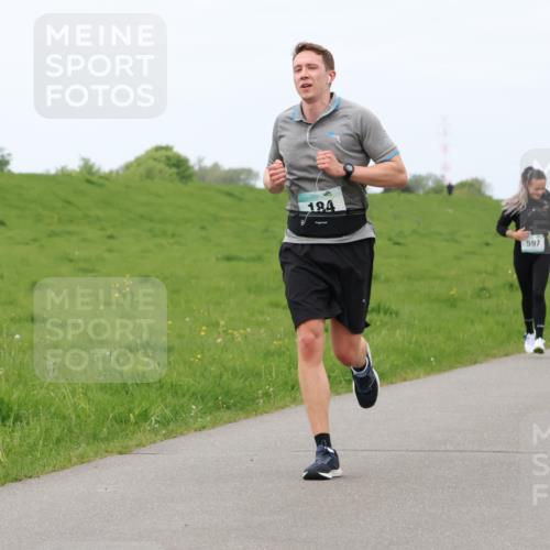 04.05.2025 - 8. Wedeler Halbmarathon Lena Gebhardt http://msf.ph/oto/7837839 04.05.2025 11:35:35 Laufen 184, 597, 598 meine-sportfotos.de
