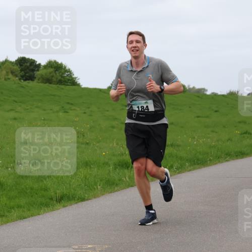 04.05.2025 - 8. Wedeler Halbmarathon Lena Gebhardt http://msf.ph/oto/7837849 04.05.2025 11:35:37 Laufen 184, 597, 598 meine-sportfotos.de