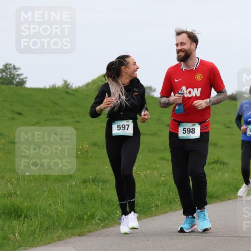 04.05.2025 - 8. Wedeler Halbmarathon Lena Gebhardt http://msf.ph/oto/7837856 04.05.2025 11:35:41 Laufen 597, 598, 295 meine-sportfotos.de