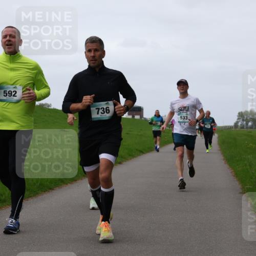 04.05.2025 - 8. Wedeler Halbmarathon Yannick Fuchs http://msf.ph/oto/7837860 04.05.2025 11:24:58 Laufen 592, 736, 533 meine-sportfotos.de