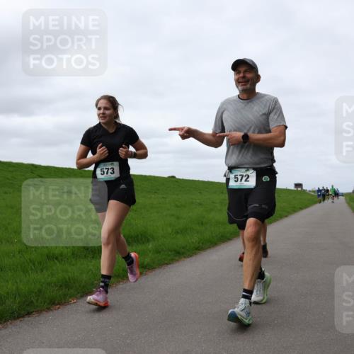 04.05.2025 - 8. Wedeler Halbmarathon Yannick Fuchs http://msf.ph/oto/7837866 04.05.2025 11:46:27 Laufen 573, 572 meine-sportfotos.de