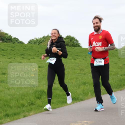 04.05.2025 - 8. Wedeler Halbmarathon Lena Gebhardt http://msf.ph/oto/7837872 04.05.2025 11:35:44 Laufen 97, 598, 295 meine-sportfotos.de