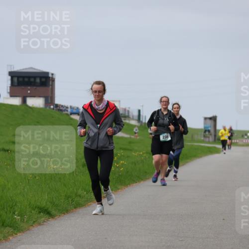 04.05.2025 - 8. Wedeler Halbmarathon Yannick Fuchs http://msf.ph/oto/7837887 04.05.2025 12:01:40 Laufen 235 meine-sportfotos.de
