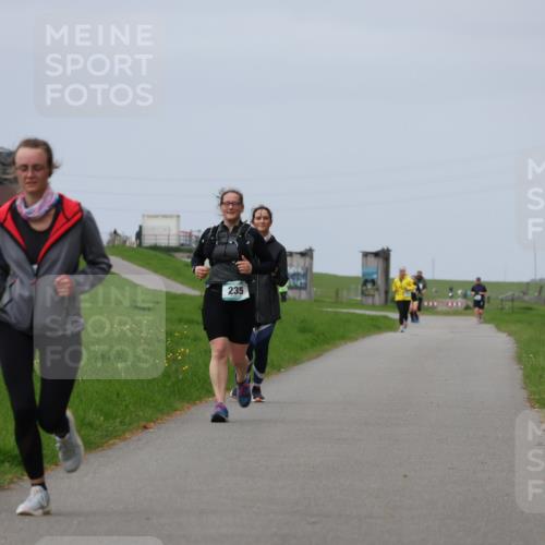 04.05.2025 - 8. Wedeler Halbmarathon Yannick Fuchs http://msf.ph/oto/7837906 04.05.2025 12:01:42 Laufen 235 meine-sportfotos.de