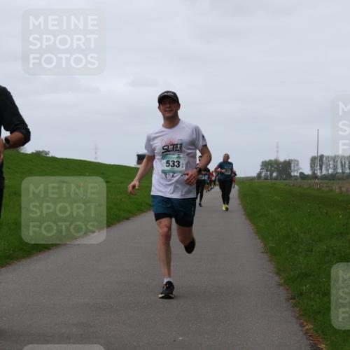 04.05.2025 - 8. Wedeler Halbmarathon Yannick Fuchs http://msf.ph/oto/7837919 04.05.2025 11:25:00 Laufen 475, 533 meine-sportfotos.de