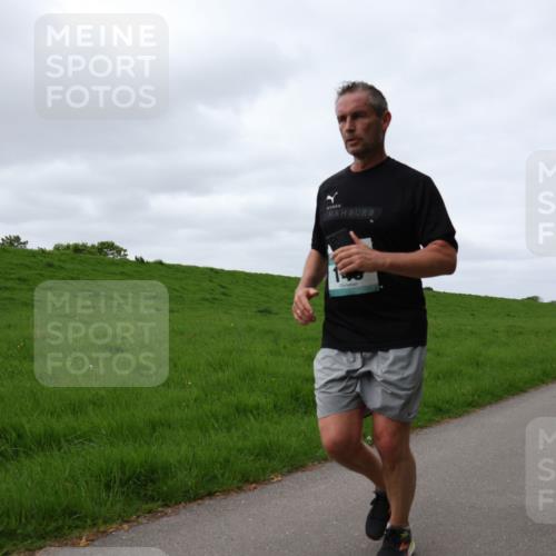 04.05.2025 - 8. Wedeler Halbmarathon Yannick Fuchs http://msf.ph/oto/7837921 04.05.2025 11:46:29 Laufen  meine-sportfotos.de