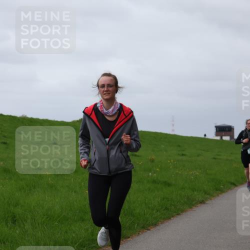 04.05.2025 - 8. Wedeler Halbmarathon Yannick Fuchs http://msf.ph/oto/7837928 04.05.2025 12:01:47 Laufen 235 meine-sportfotos.de