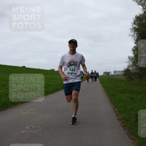 04.05.2025 - 8. Wedeler Halbmarathon Yannick Fuchs http://msf.ph/oto/7837949 04.05.2025 11:25:01 Laufen 2023, 533 meine-sportfotos.de