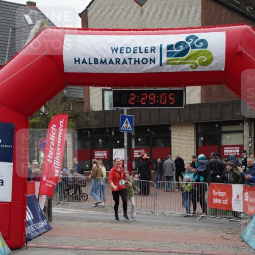 04.05.2025 - 8. Wedeler Halbmarathon Felixshl http://msf.ph/oto/7837995 04.05.2025 12:29:03 Ziel 137 meine-sportfotos.de