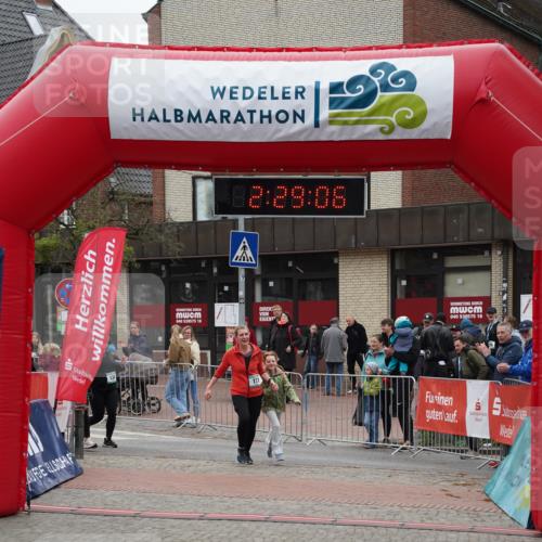 04.05.2025 - 8. Wedeler Halbmarathon Felixshl http://msf.ph/oto/7838024 04.05.2025 12:29:03 Ziel 137 meine-sportfotos.de