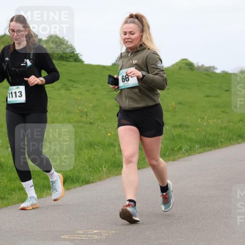 04.05.2025 - 8. Wedeler Halbmarathon Lena Gebhardt http://msf.ph/oto/7838033 04.05.2025 11:36:14 Laufen 1113, 99, 66, 1011 meine-sportfotos.de