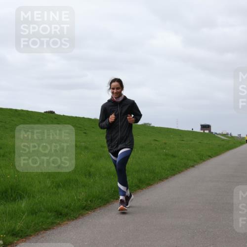 04.05.2025 - 8. Wedeler Halbmarathon Yannick Fuchs http://msf.ph/oto/7838040 04.05.2025 12:01:56 Laufen  meine-sportfotos.de