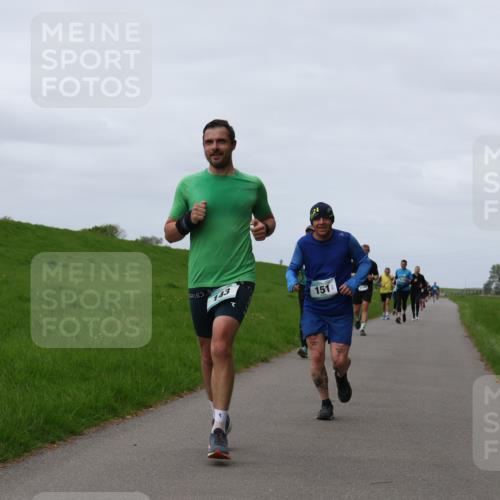 04.05.2025 - 8. Wedeler Halbmarathon Yannick Fuchs http://msf.ph/oto/7838044 04.05.2025 11:46:39 Laufen 143, 151 meine-sportfotos.de